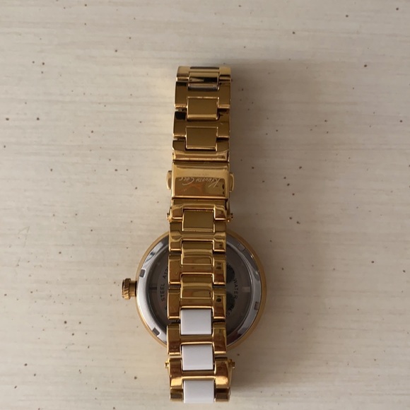 Kenneth Cole Watch - Picture 6 of 6